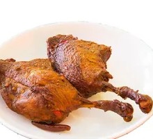 Sauce-Flavored Duck Leg