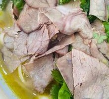 Beef Daoxiao Noodles