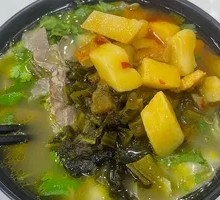 Beef Daoxiao Noodles