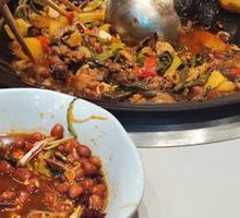 Northeastern Iron Pot Stewed Chicken