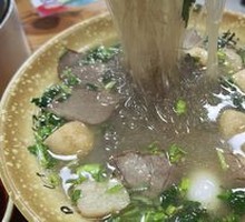 Braised Beef Brisket and Noodles Soup