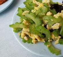 Bitter Melon with Eggs