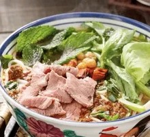 Freshly Sliced Wagyu Beef Sauce Rice Noodles