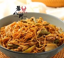 Pork and Green Bean Noodles