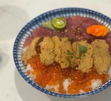 Sea Urchin Tuna Salmon Roe Tricolor Donburi