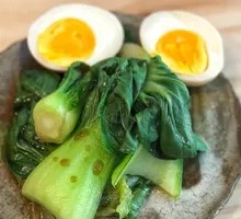Blanched Seasonal Vegetables