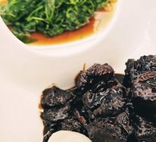 Slow-Cooked Private Beef