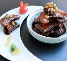 Jasmine-Scented Smoked Fish