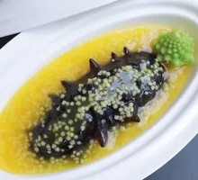 Golden Soup with Millet and Sea Cucumber