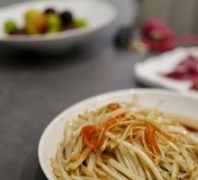 White Celery Stir-Fry