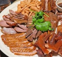 Eight-Part Goose Banquet