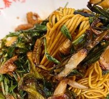 Scallion Oil Noodles with Egg Skin Soup