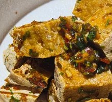 Braised Tofu in Spiced Sauce