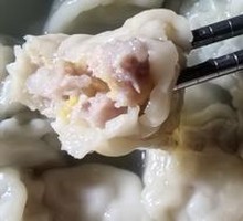 Chinese cabbage and pork dumplings
