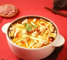 Sour Spicy Golden Soup Dumplings