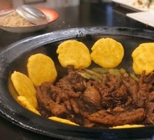 Stewed Goose in Iron Pot