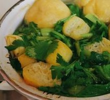 Double-Deck Oil-Tofu and Vermicelli Soup with Chicken Greens