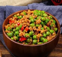 Minced Pork with Peas