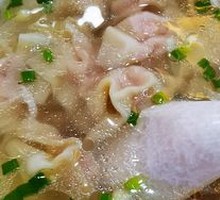 Soup Dumplings and Small Wontons