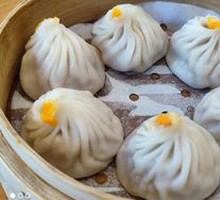 Crab Roe Steamed Buns