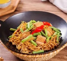 Pork and Green Bean Stew Noodles