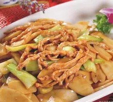 Stir-Fried Rice Noodles