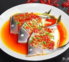 Steamed Pomfret with Chopped Chili