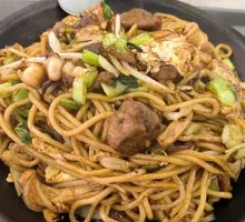Seafood Beef Noodles