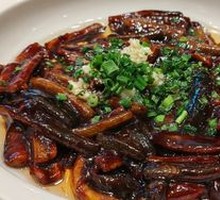 Sizzling Eel Noodles with Rice