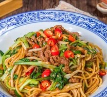 Stir-Fried Beef Noodles