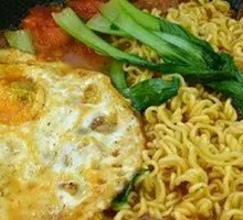 Instant Noodles with Egg