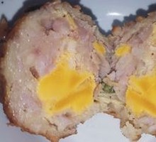 Braised Pork Meatballs with Salted Egg Yolk