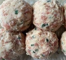Steamed Pork Balls with Water Chestnuts and Yam