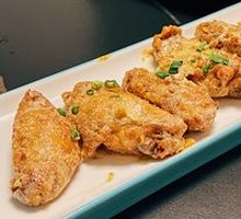 Salted Egg Yolk Chicken Wings