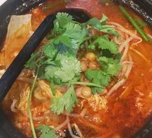 Miao-style Sour Soup Rice Noodles