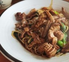 Stir-fried Pig Kidney and Eel Noodles