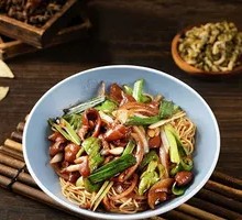 Spicy Braised Intestines Noodles