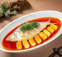 Steamed Mandarin Fish in Red Sauce