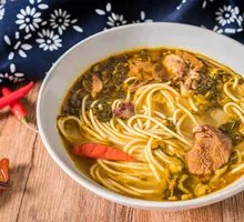 Sour Cabbage Beef Noodles