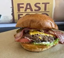 Angus Bacon Burger