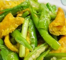 青椒炒蛋饭