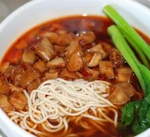 Spicy Meat and Egg Noodles