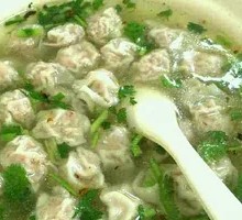 荠菜肉小馄饨