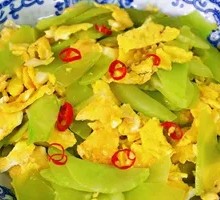 Stir-Fried Celery with Eggs
