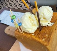 Bread Ice Cream