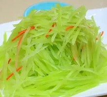 Cold-mixed lettuce strips