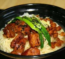Flavorful Braised Pork Noodles