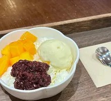 Mango Sticky Rice Ice