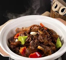 Spicy Beer Duck in Dry Pot