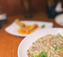Crab Legs with Asparagus